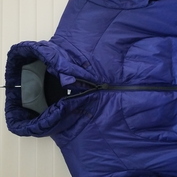 Lululemon Down Town Puffy Jacket, Color Pigment Blue - Picture 7 of 11